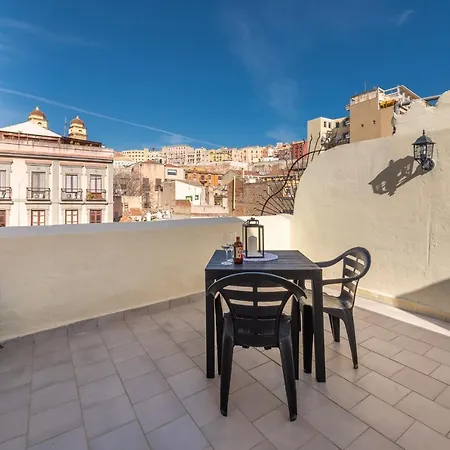 דירה Beautiful Duplex In The Heart Of *